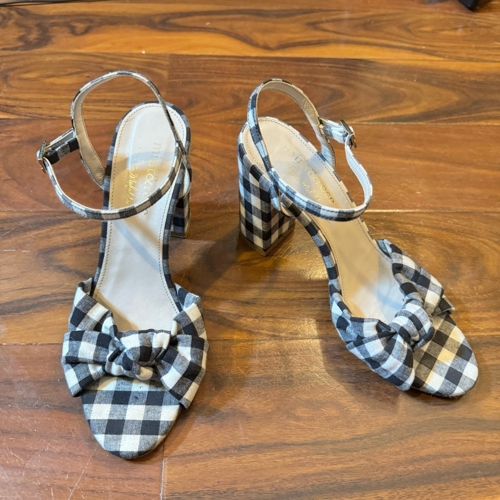 Mint & Rose petite mafalda women’s size 38(7.5-8) black & white heel
